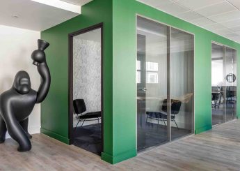 Location bureaux avec Myflexoffice lhonoré 75001 salle de réunion 3