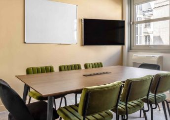 Location bureaux avec Myflexoffice lhonoré 75001 salle de réunion 4