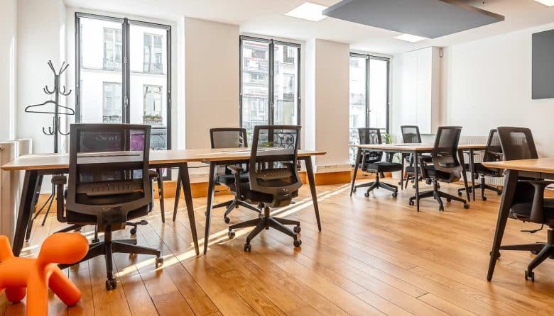 Myflexoffice bureau location paris 3 atelier saint martin openspace