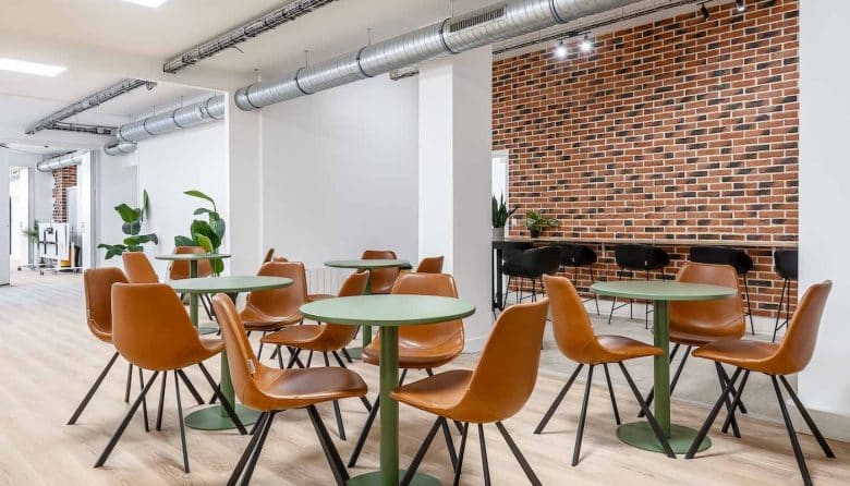 Myflexoffice location bureaux paris 75011 VoltR espace lunch