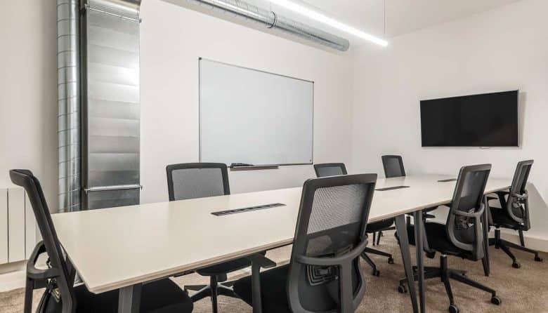 Myflexoffice location bureaux paris 75011 VoltR salle de reunion