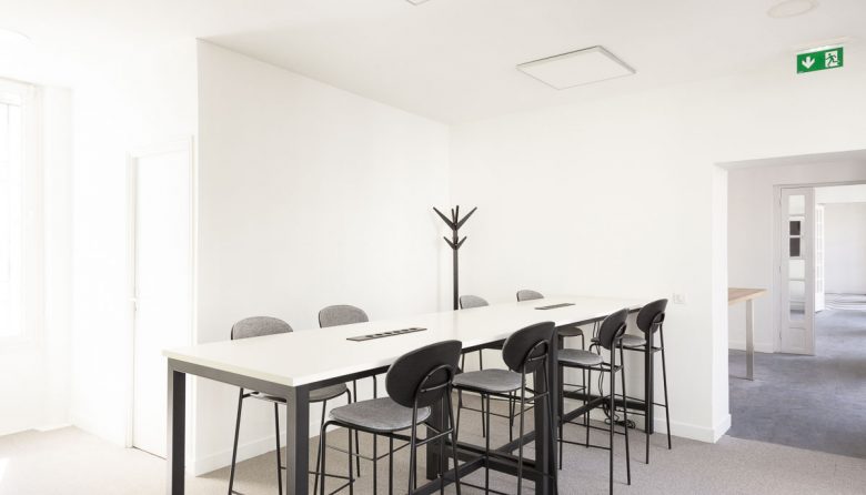 bureau a louer paris 75003 le cocabana salle reunion 2bis