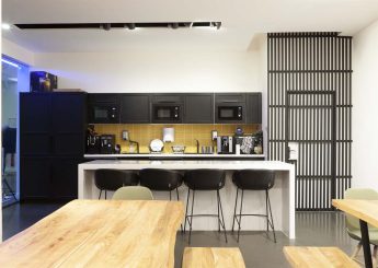 bureau a louer paris 75010 la verriere du canal cuisine