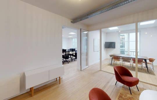 42 Rue Des Jeuneurs Photo 1