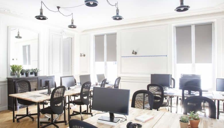 Bureau a louer paris 75010 Hotel du Xème open space 3