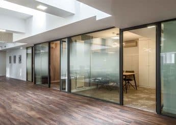 Myflexoffice Location bureaux Paris 8 Le Funes salle de reunion 5
