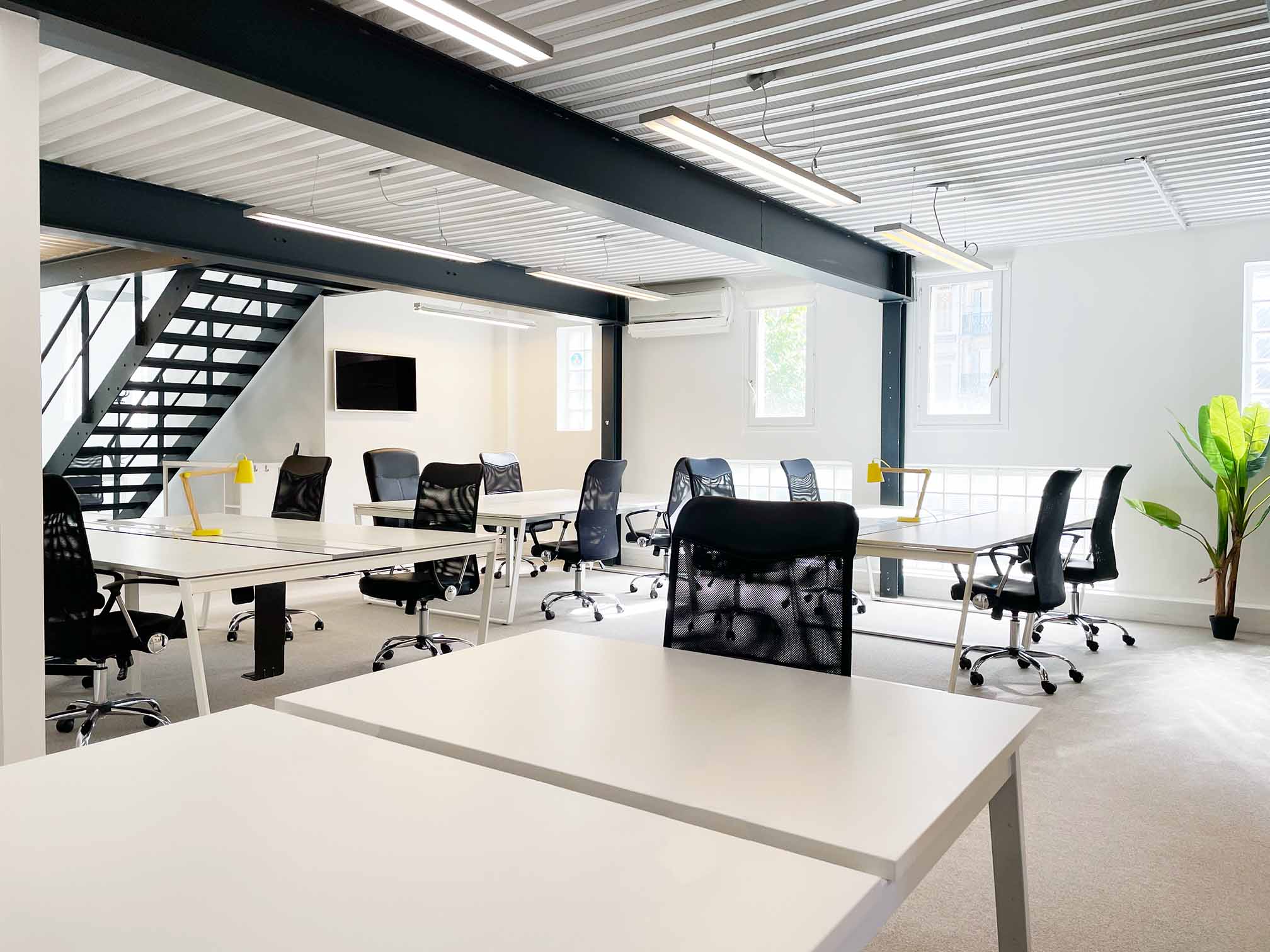 Myflexoffice location bureaux Paris 10 Atelier de la Scala Open space 3