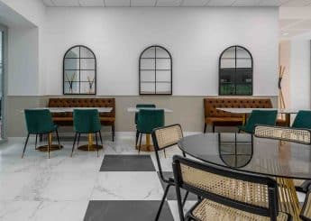 Myflexoffice location bureaux Paris 10 Maison de lEchiquier Cuisine 3