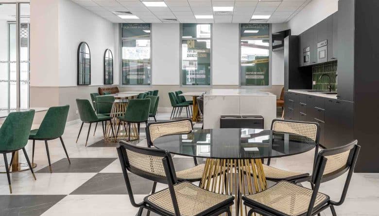 Myflexoffice location bureaux Paris 10 Maison de lEchiquier Cuisine 4