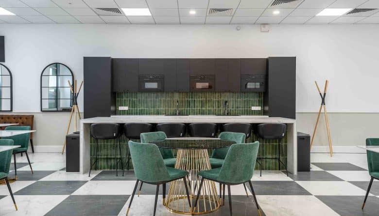 Myflexoffice location bureaux Paris 10 Maison de lEchiquier Cuisine
