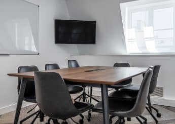 Myflexoffice location bureaux Paris 10 Maison de lEchiquier Duplex Salle de reunion