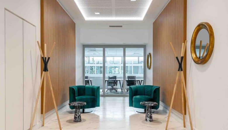 Myflexoffice location bureaux Paris 10 Maison de lEchiquier Entree