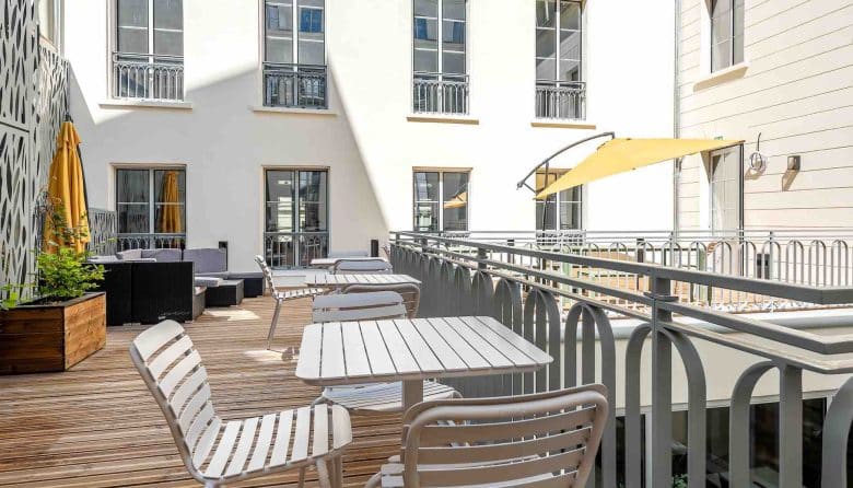 Myflexoffice location bureaux Paris 10 Maison de lEchiquier Terrasse 2
