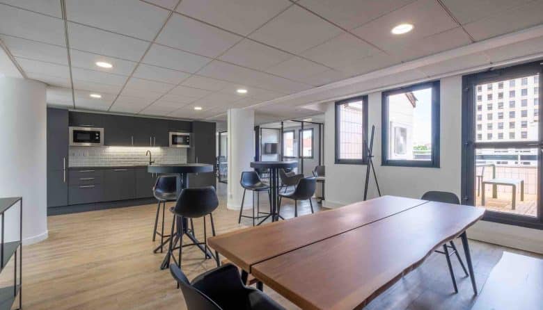 Myflexoffice location bureaux lyon part dieu espace cuisine 4