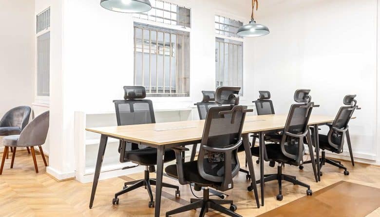 Myflexoffice location de bureaux Paris 10 La Messagerie Open space 4