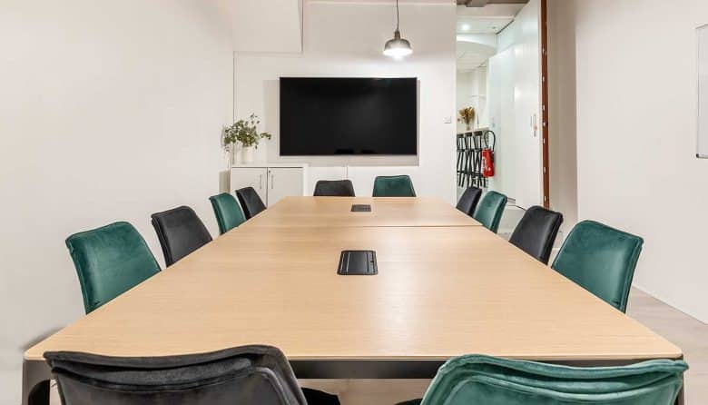 Myflexoffice location de bureaux Paris 10 La Messagerie Salle de reunion