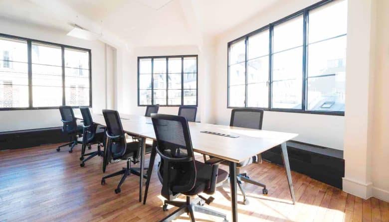 Myflexoffice location de bureaux paris 75002 Le Cardinal Openspace 1