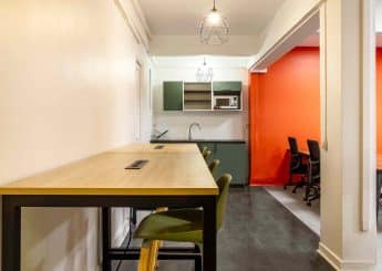myflexoffice bureau a louer paris bureau 75010 Le Petit Paradis Open space 2