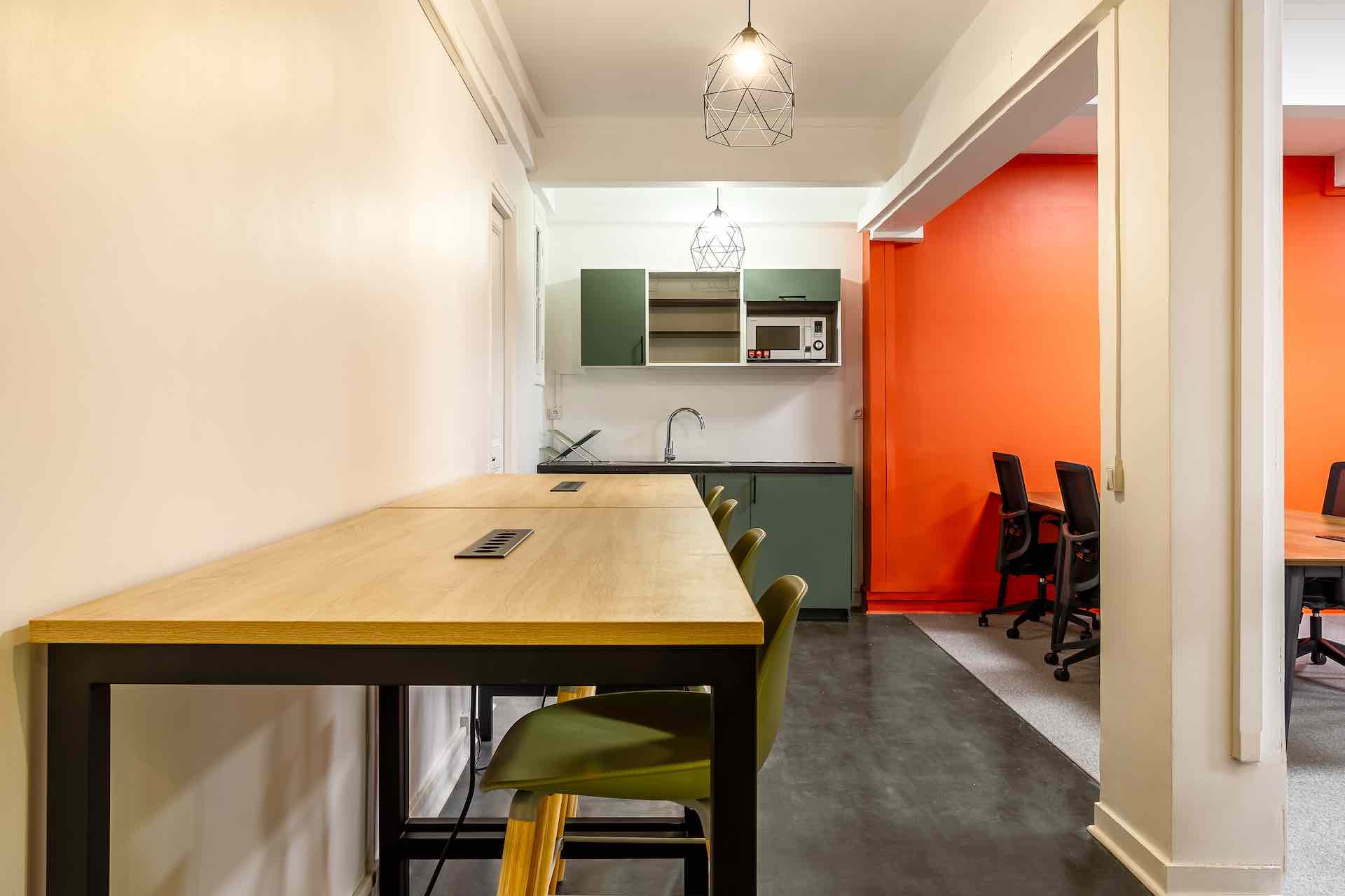 myflexoffice bureau a louer paris bureau 75010 Le Petit Paradis Open space 2