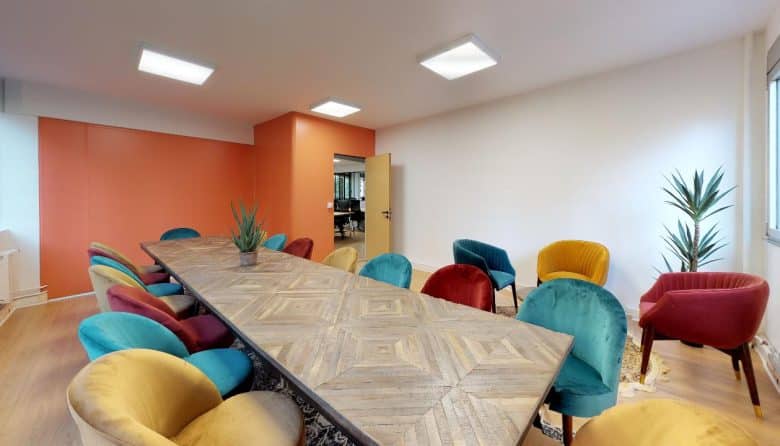 myflexoffice bureau a louer paris bureau 75010 le qg du colonel salle de reunion 1