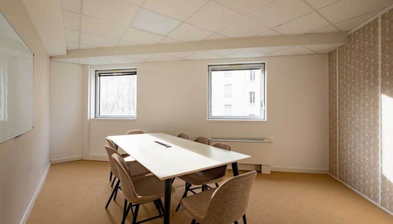 Myflexoffice location bureaux Lyon 3 Le Phenix 16 salle de reunion 1