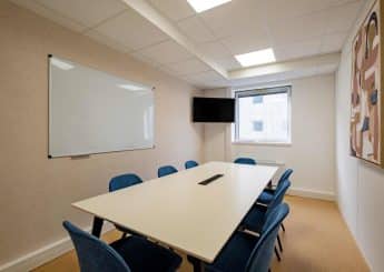 Myflexoffice location bureaux Lyon 3 Le Phenix 34 salle de reunion 1