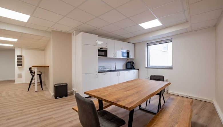Myflexoffice location bureaux Lyon 3 Le Phenix R4 espace restauration 2