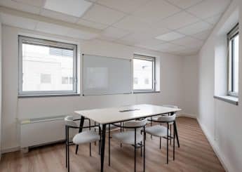 Myflexoffice location bureaux Lyon 3 Le Phenix R4 salle de reunion 3