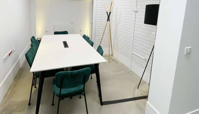 Myflexoffice location de bureaux Paris 9 Bonaparte Salle de reunion 1