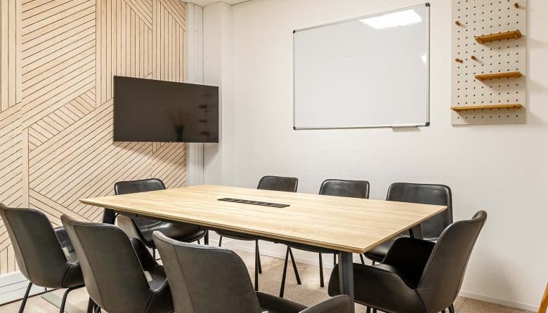 Myflexoffice location bureaux Paris 75009 La Tour des Dames Salle de réunion 1