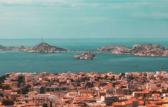 Myflexoffice location bureaux marseille 8 vue mer